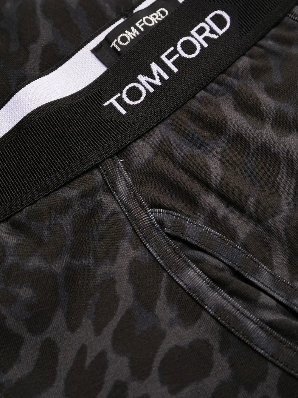 Shorts mit Leoparden-Print