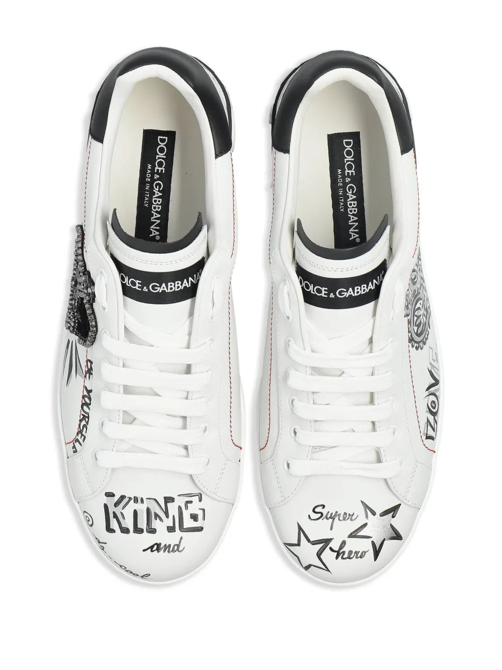 Sneakers with logo patch