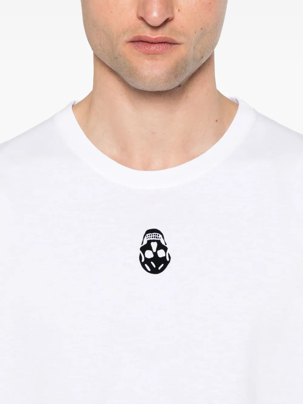 Tričko s flockovanou lebkou