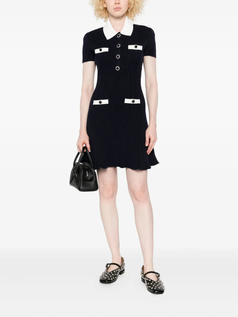 Minikleid mit Knopfdetail