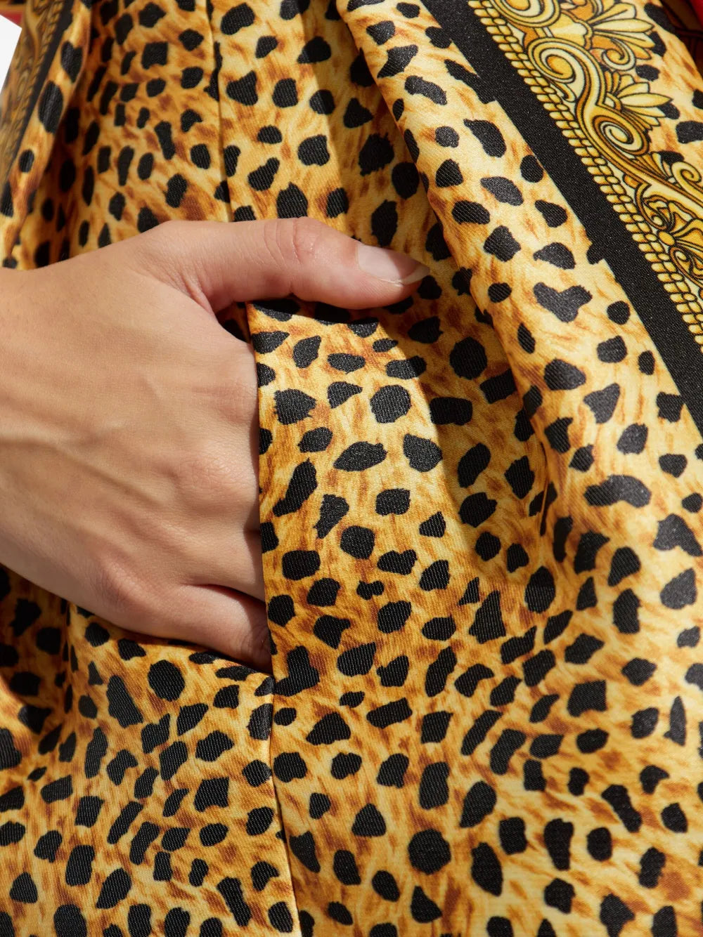 Mini skirt with voluminous pleats