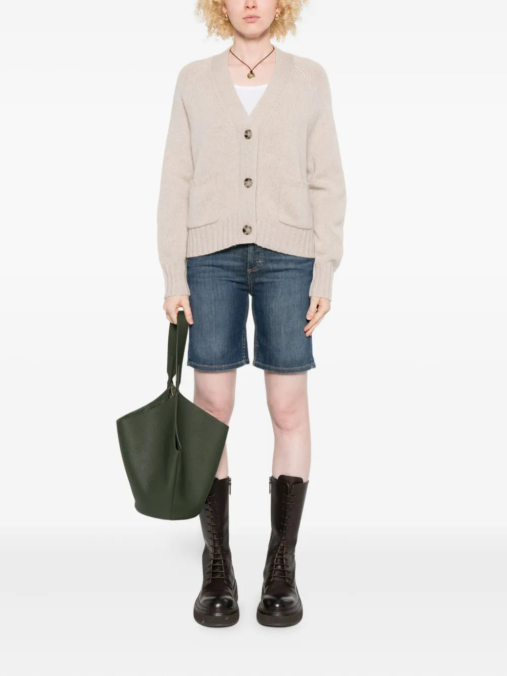 Kardigan na knoflíky s našitými kapsami