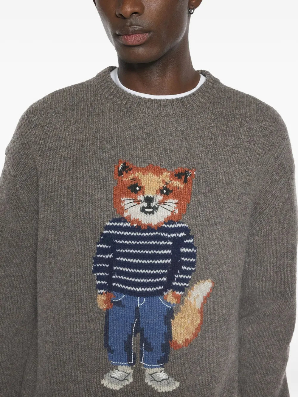 Sweater with fox motif