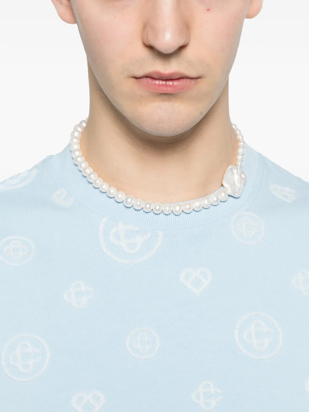 T-shirt z monogramem