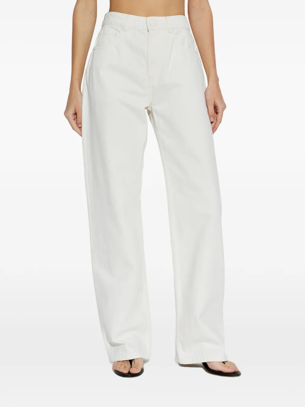 LARGE FIT JEANS