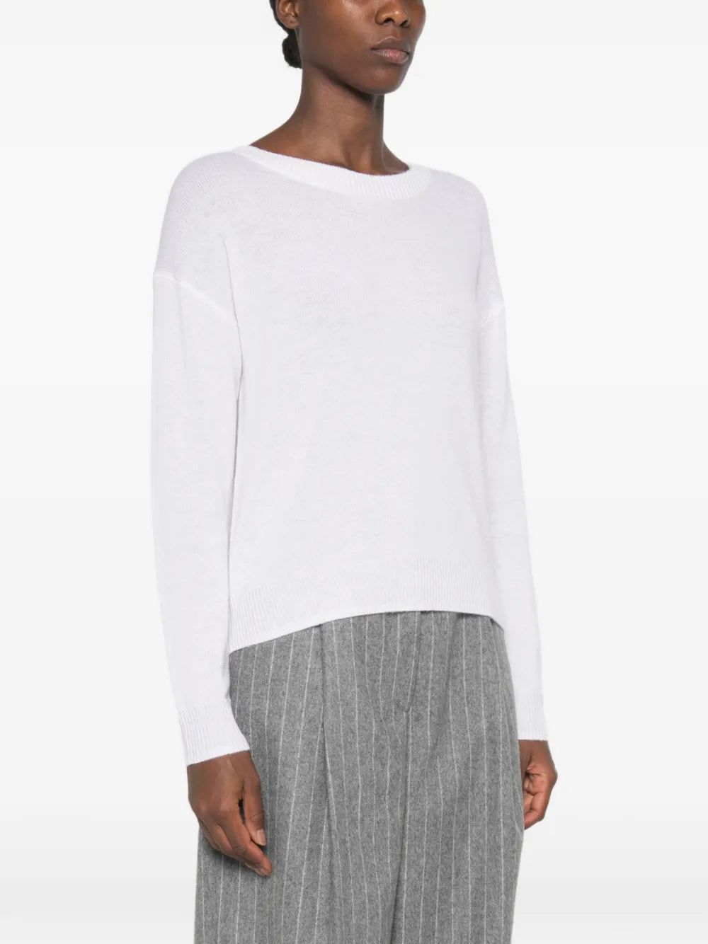 Feinstrickpullover mit überschnittenen Schultern