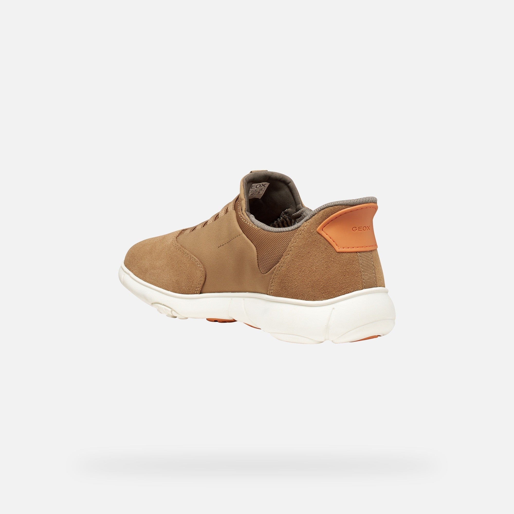 Nebula 2.0 Plus Sneakers