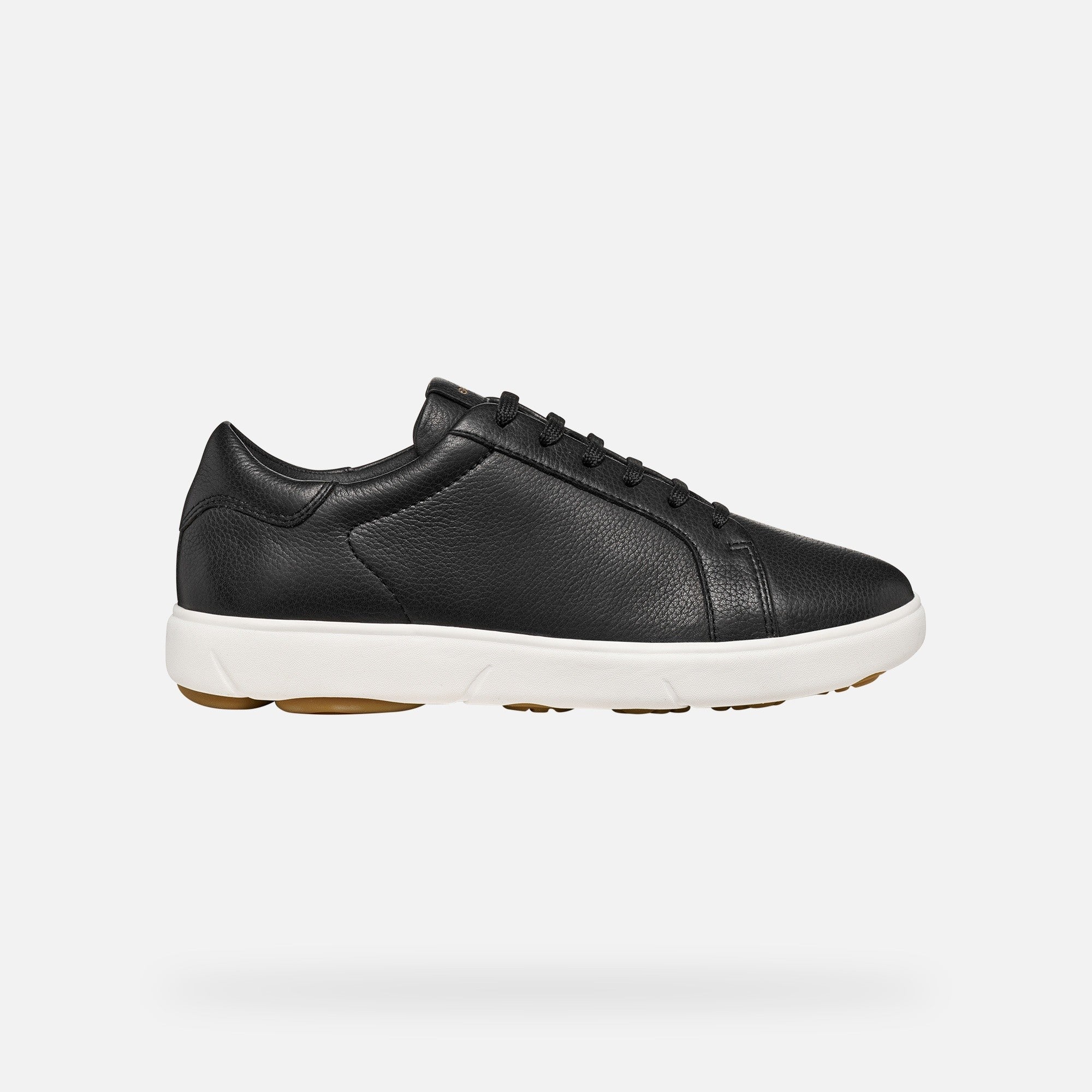 Nebula 2.0 C Sneakers