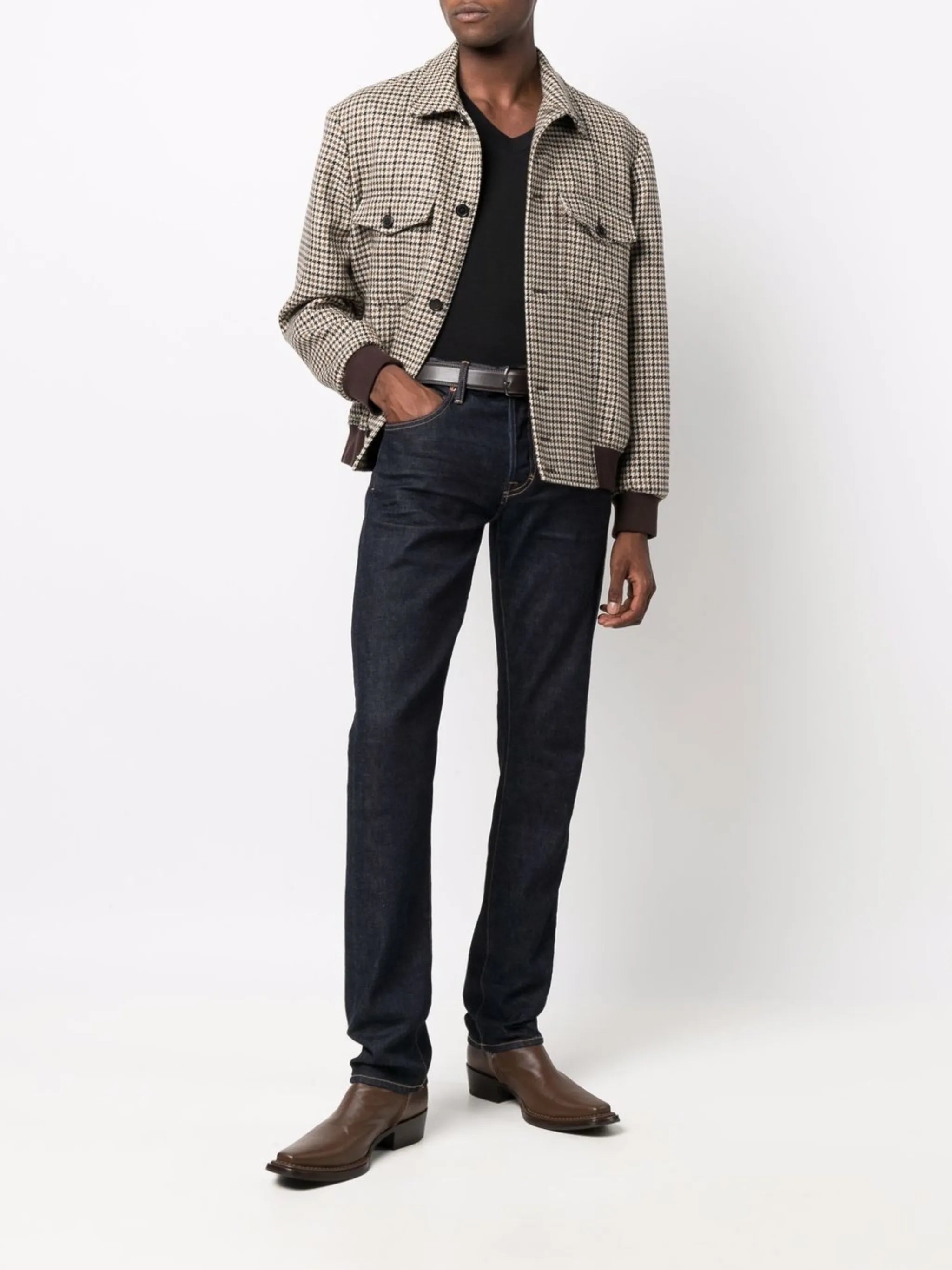 Narrow T-shirt with round neckline
