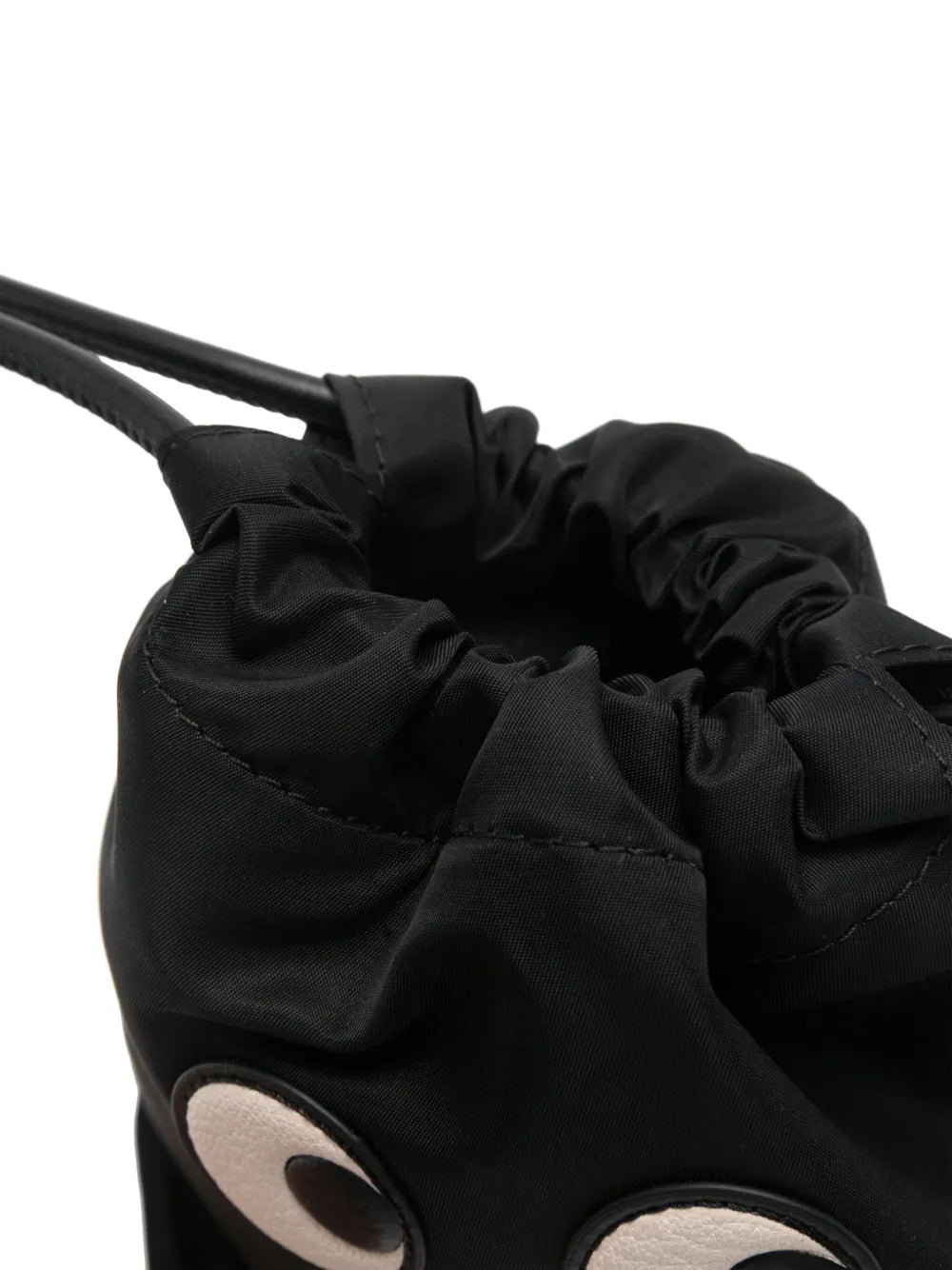 Kosmetiktasche mit Augen-Patch