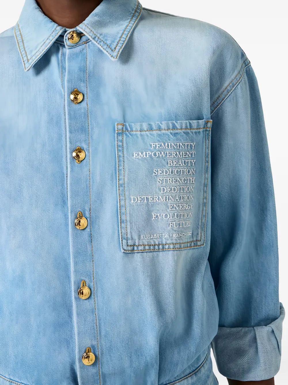 Overal na gombíky