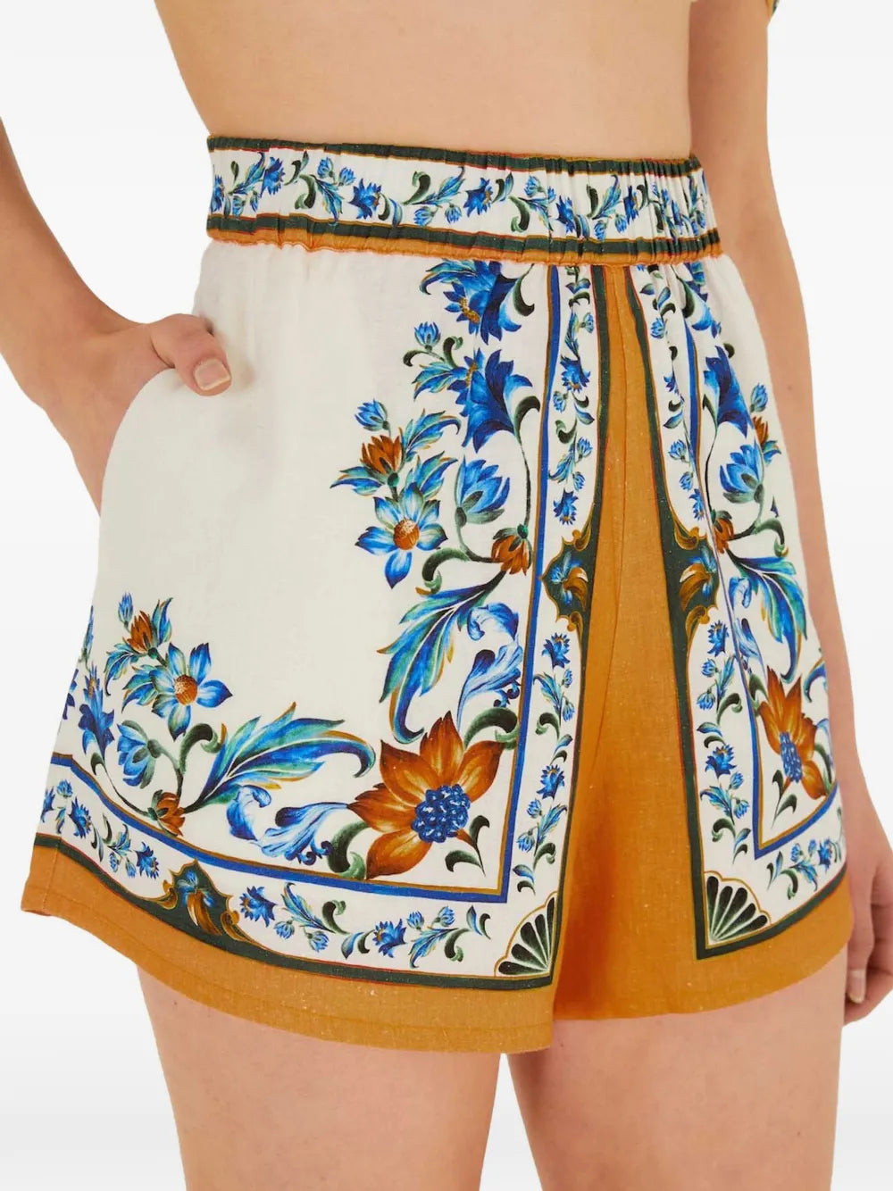 Shorts with floral tiles