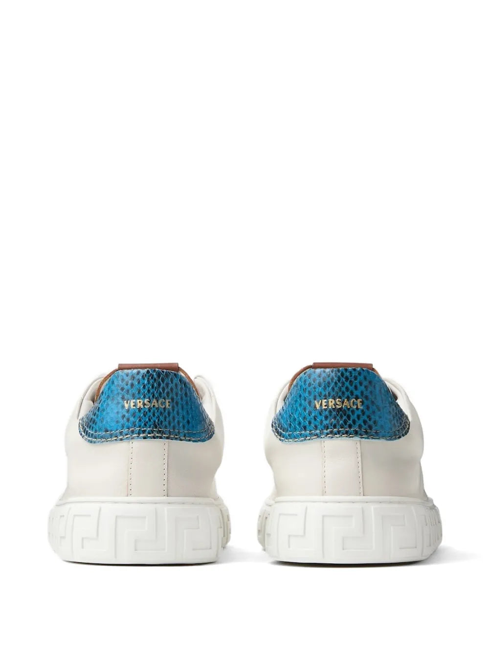 Sneakers with logo patch print