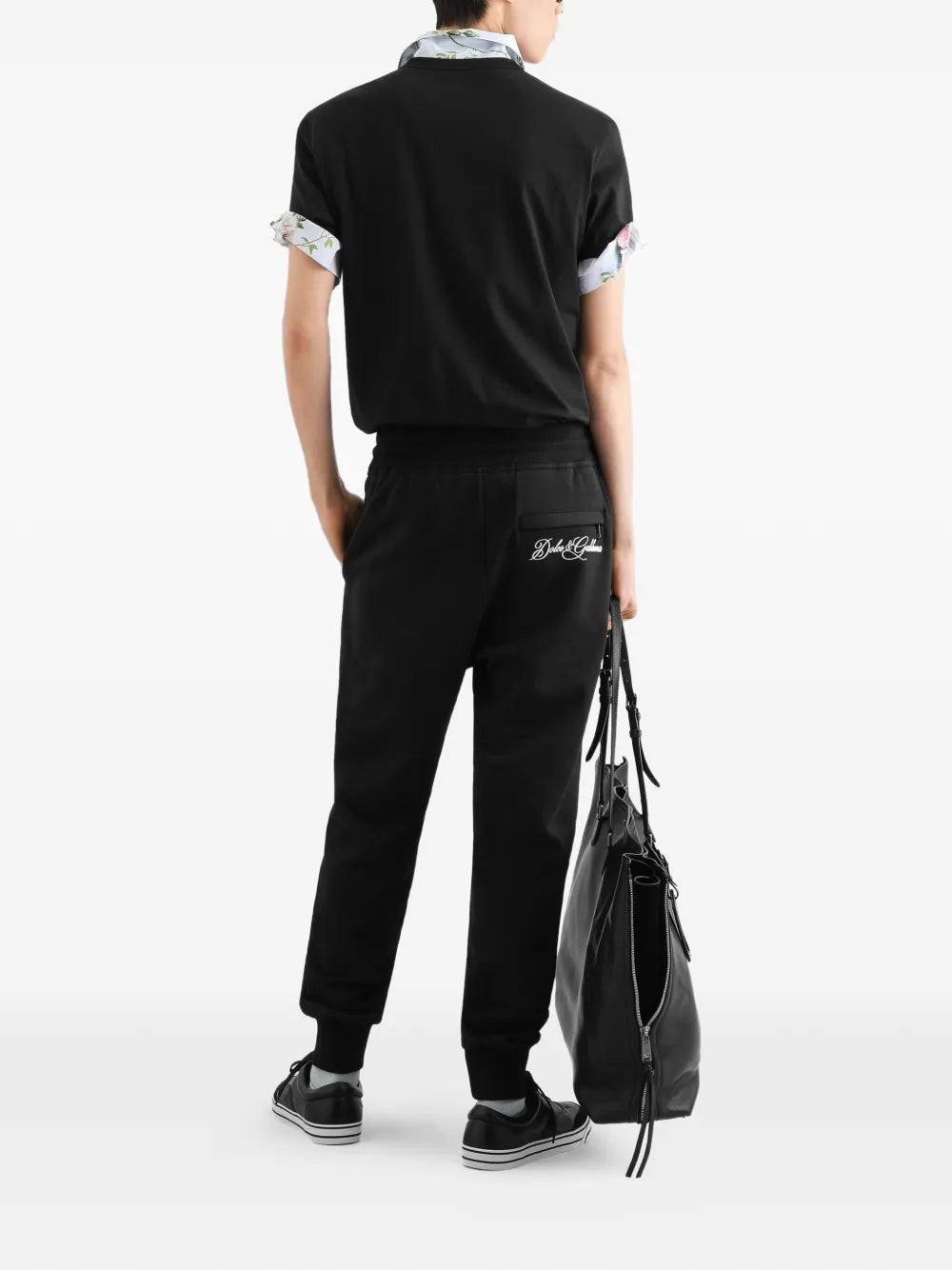 T-Shirt mit Logo-Plakette