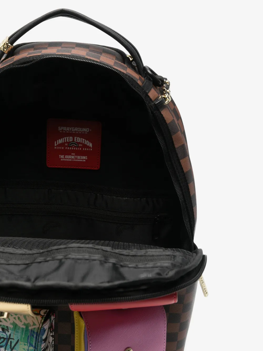 Karierter Rucksack mit Kette und 4 bunten Klappentaschen