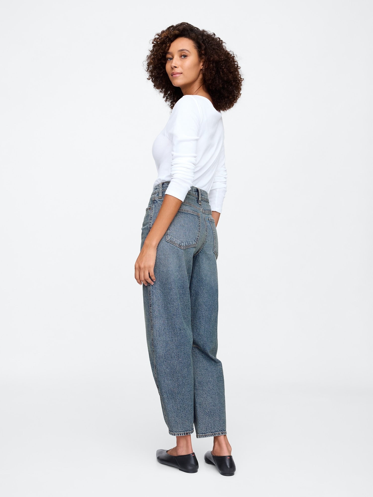 Barrel Leg Jeans