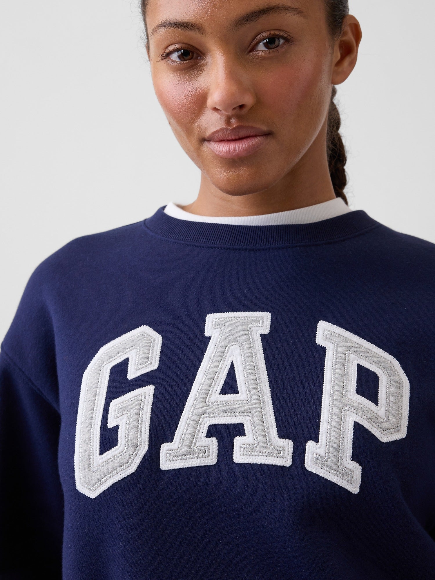 Sweatshirt with logo