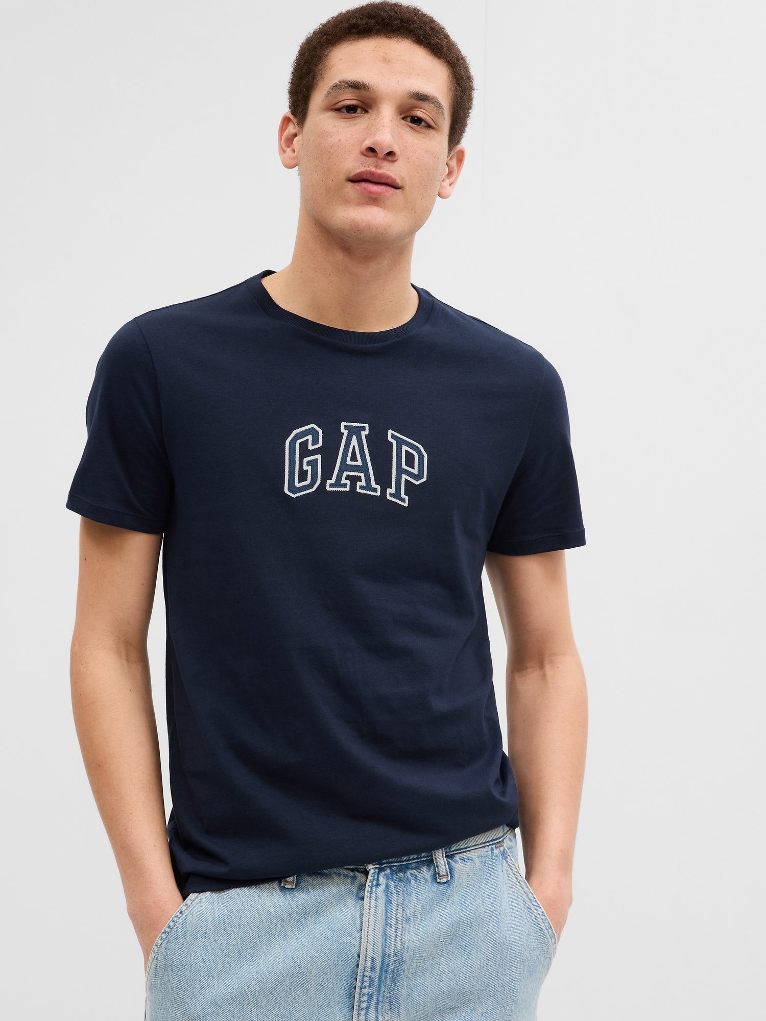 T-shirt met GAP-logo